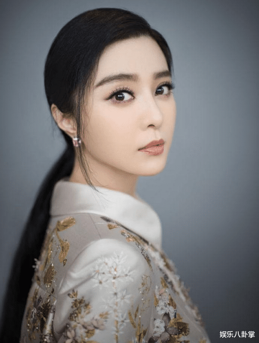 林心如|当年给林心如当丫鬟的4个演员，今全部走红，最后一位林心如高不可攀