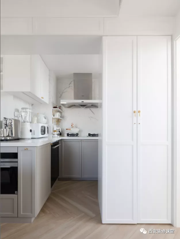 60㎡一室一厅法式小宅，两人的浪漫家