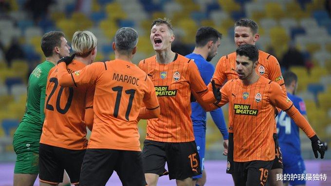 歐冠|6-1慘案！歐冠墊底出局后，他們2場狂轟7球，3分優(yōu)勢穩(wěn)坐榜首