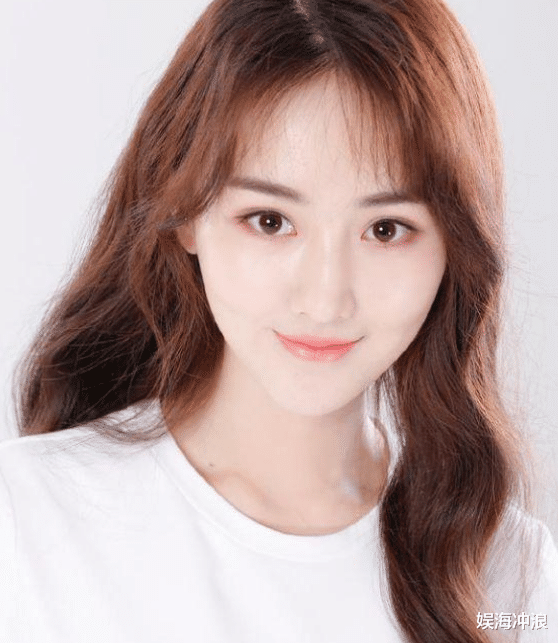 于正|《骊歌行》主演“撞脸”半个娱乐圈，于正是对袁姗姗有什么执念吗