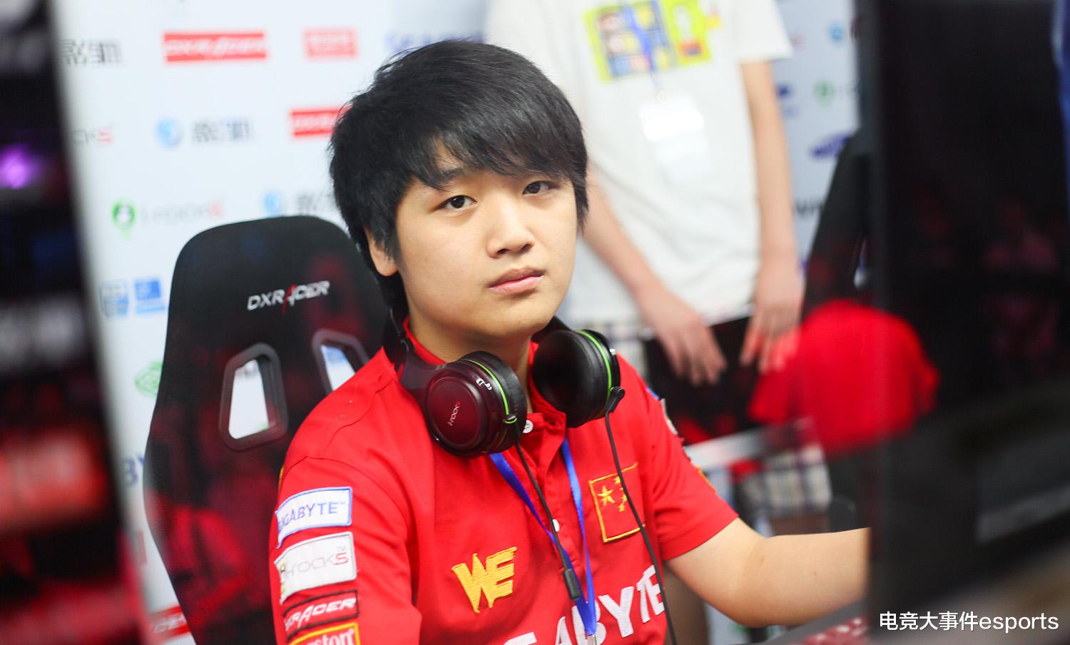 RNG|RNG粉丝爆破微笑，管泽元被他逼出来的这波预测，毒奶功力有几成？