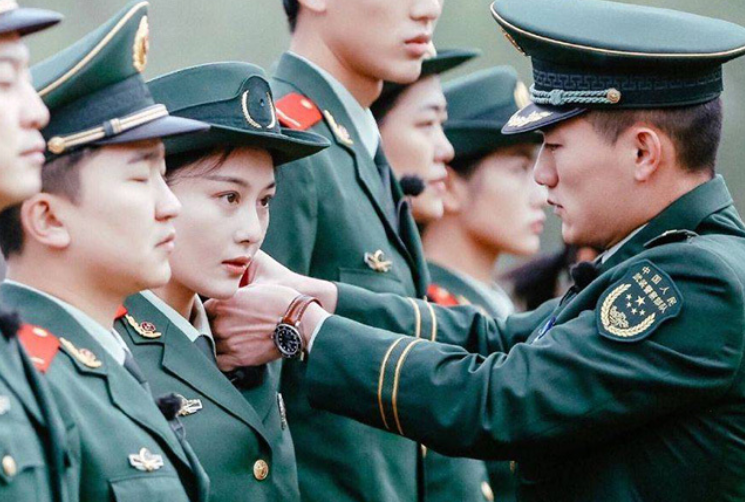 张馨予|“嫁人即翻身”的张馨予：比她小1岁的老公何捷，有多厉害？