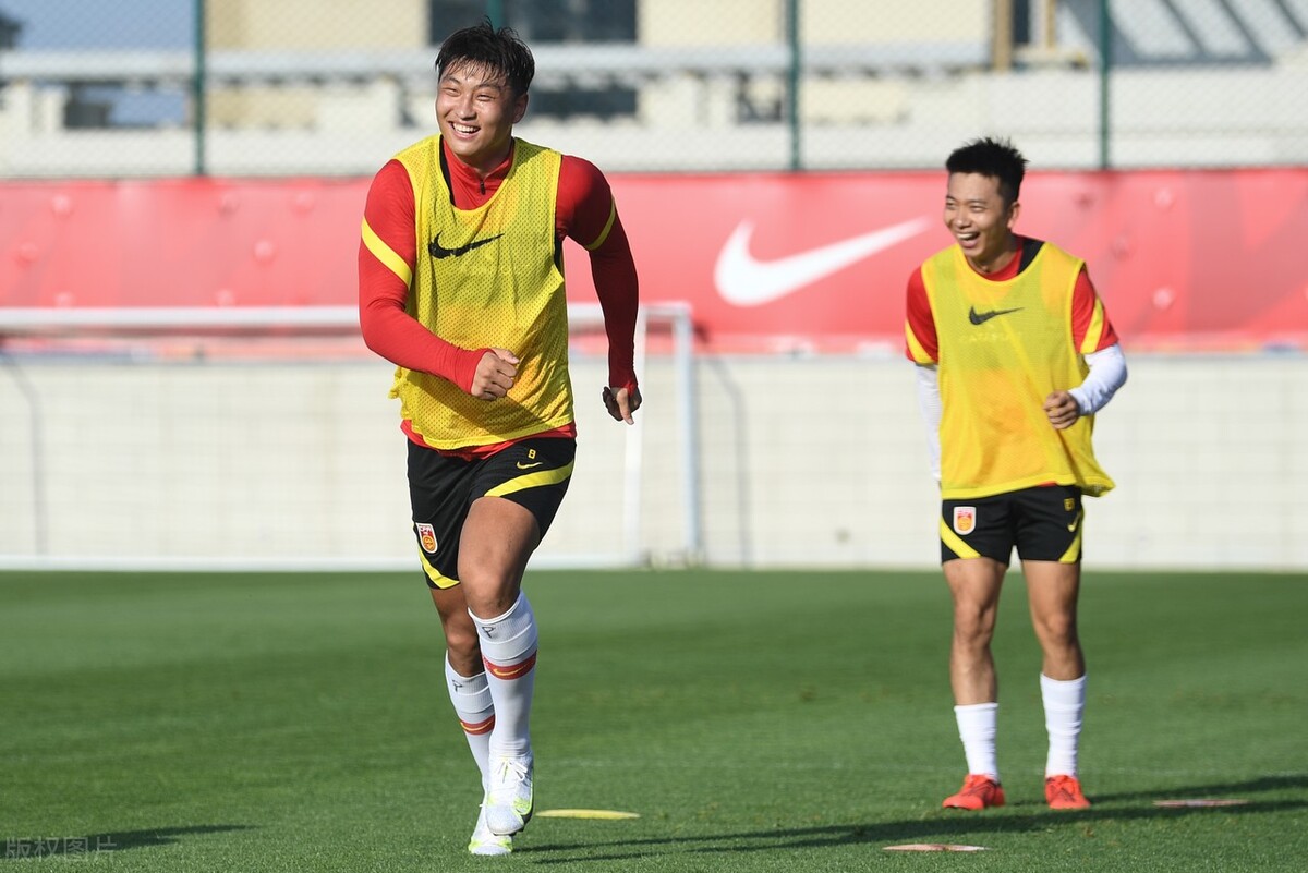 国足|一场5-0，验出谁是国足锋线最大水货，能力不如杨旭，或遭李铁弃用