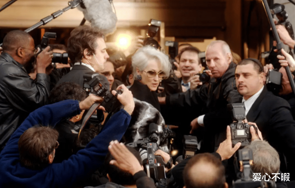 老胡|从职场菜鸟，到征服上司女魔头，她如何蜕变的呢？