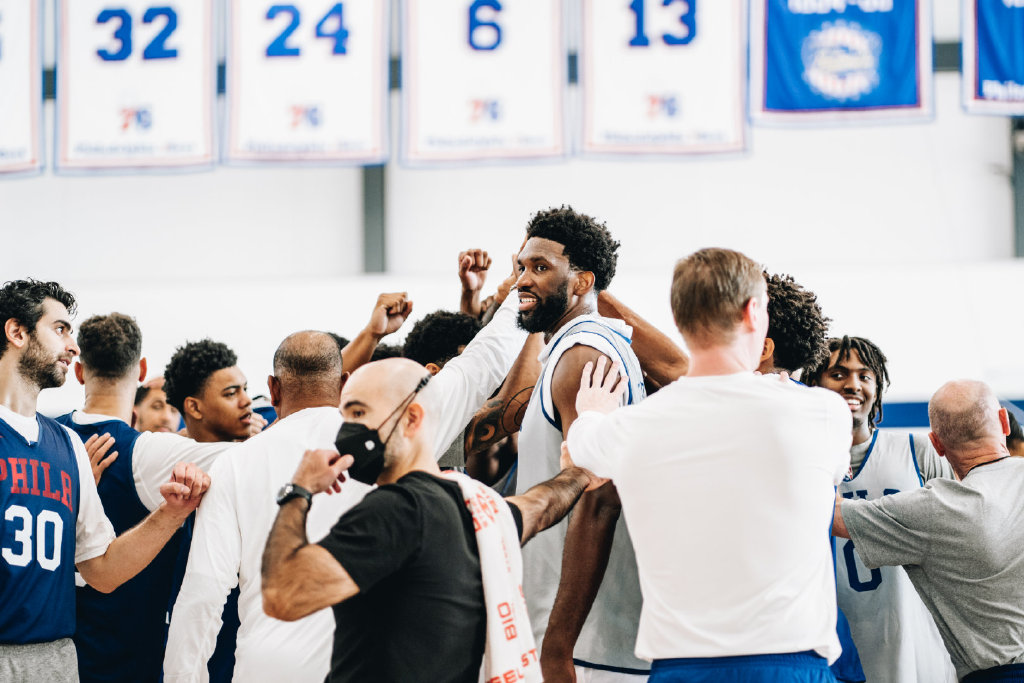 杀人案 错过伦纳德，错过哈登，终于忍无可忍！西蒙斯该留下，你应该离开