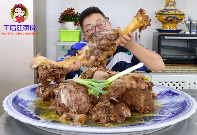 午后红茶说 半吨先生：他是美食界的盐王爷，人送外号半吨盐，2年吸粉1000万！