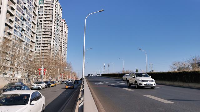 北京日报客户端 呼吁多年，隔音墙怎么还没建