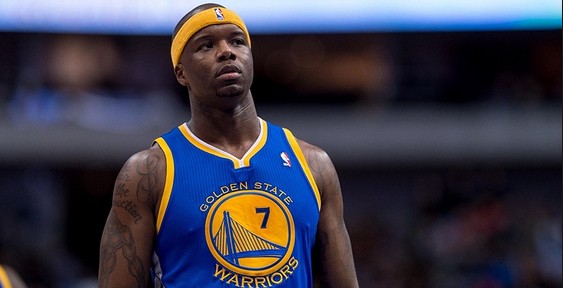 |三分球是中锋的标配？盘点传统内线生涯三分球命中数