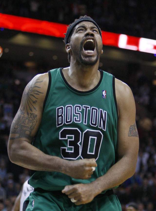 nbl|狂躁的技術(shù)犯規(guī)之王，完美的團(tuán)隊(duì)型球星，田徑出身的怒吼天尊！