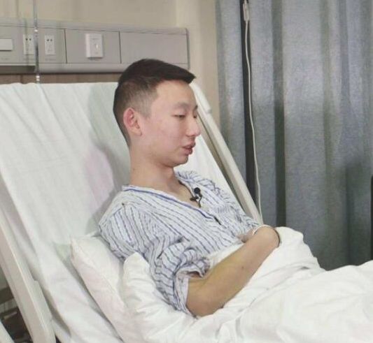 情人节|七夕情人节田静晒郭威做饭视频，画面十分温馨，网友表示太幸福了