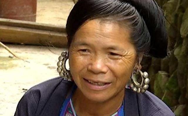 女孩 1元人民币上的女孩，30年后才知道纸币上是自己，她现状生活如何