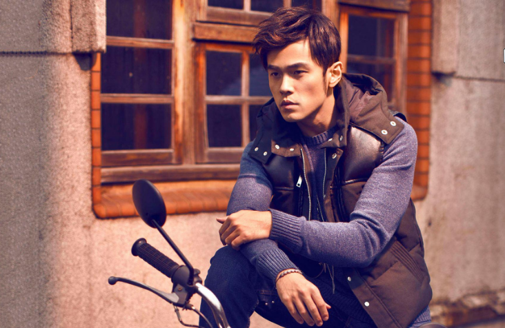 周杰伦|林志颖带儿子参观周杰伦豪车，网友直呼，周董该减肥了