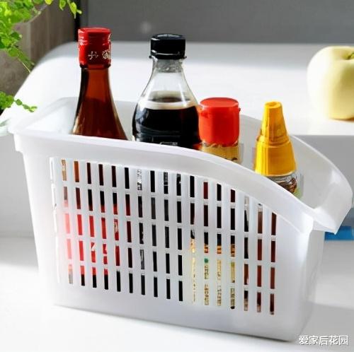 明明靠一点就能解决收纳难题，为什么要买那么多“神器”？真浪费