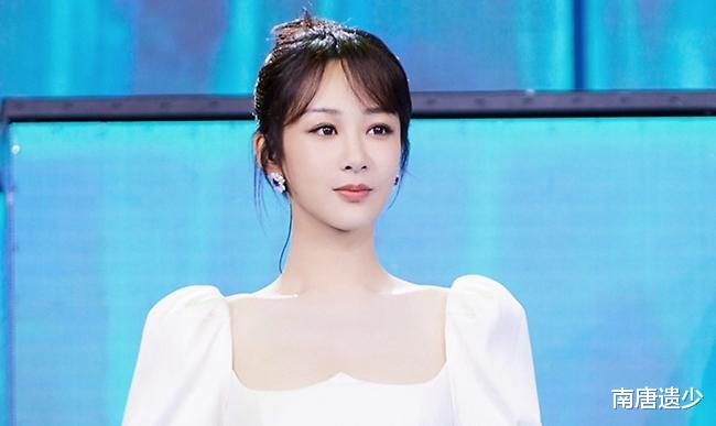 肖战|5月艺人网络影响力榜出炉，肖战让出第一名，冯绍峰入围有些尴尬