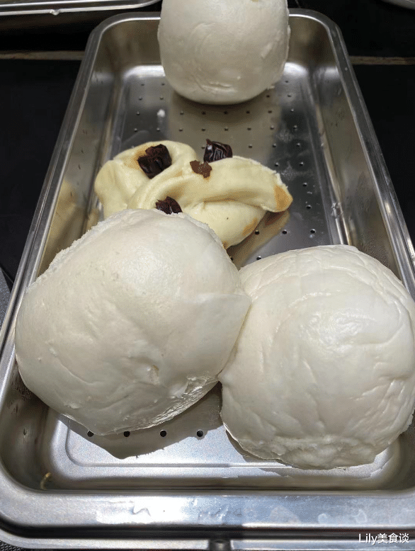 岳云鹏|岳云鹏晒新年午餐，吸引7万多网友点赞，网友：可真素太接地气了