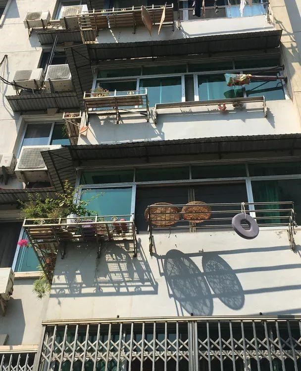 购房置业|实探！湖滨小学旁，九江这个老牌小区逆风翻盘，成交价突破2万/㎡