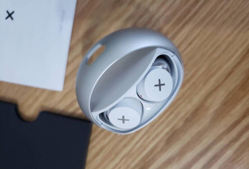 键盘|个性灯饰装饰SONGX蓝牙耳机,迎合潮流炫酷街头