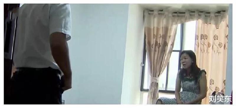 刘笑东|已婚男人爱上离异女子，住在一起3年，他后悔了：野花没有家花香