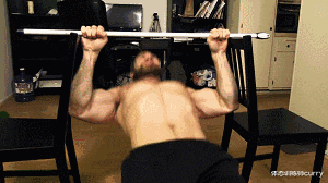 彭于晏|成毅身材直追彭于晏！不紧有腹肌，还有人鱼线！肌肉男就是帅！