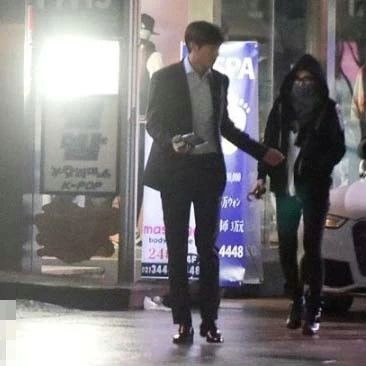 裴秀智|“国民初恋”裴秀智:出道两周登顶音源榜第一,22岁成百亿包租婆