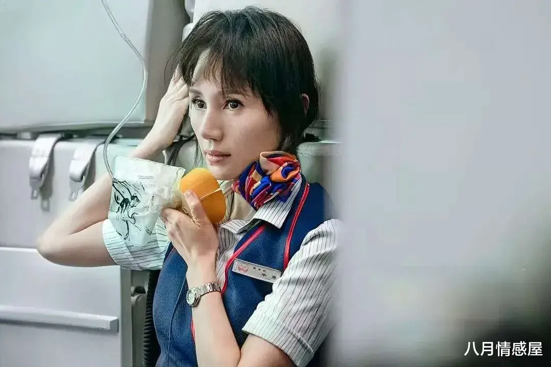 袁泉|袁泉新剧再度封神!碾压倪妮、秒杀刘诗诗,42岁她才是最强王者!