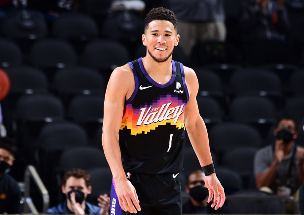 达米恩·利拉德|利拉德轰55+10+12记三分仍无缘今日最佳!对不起,你碰到MVP了!