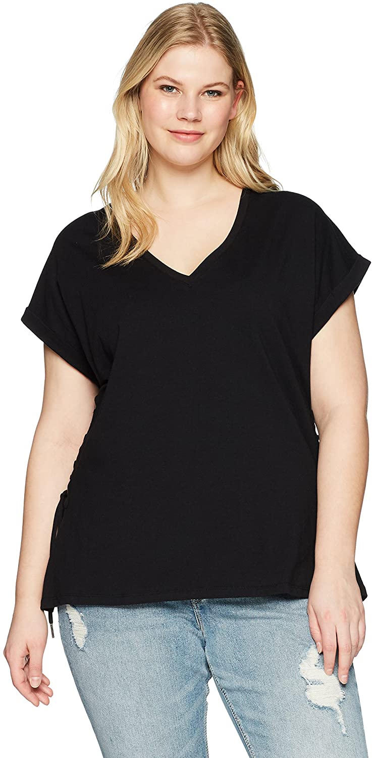 wilson|Rebel Wilson 在炫耀减肥成果时炫耀了梦幻般的新身材