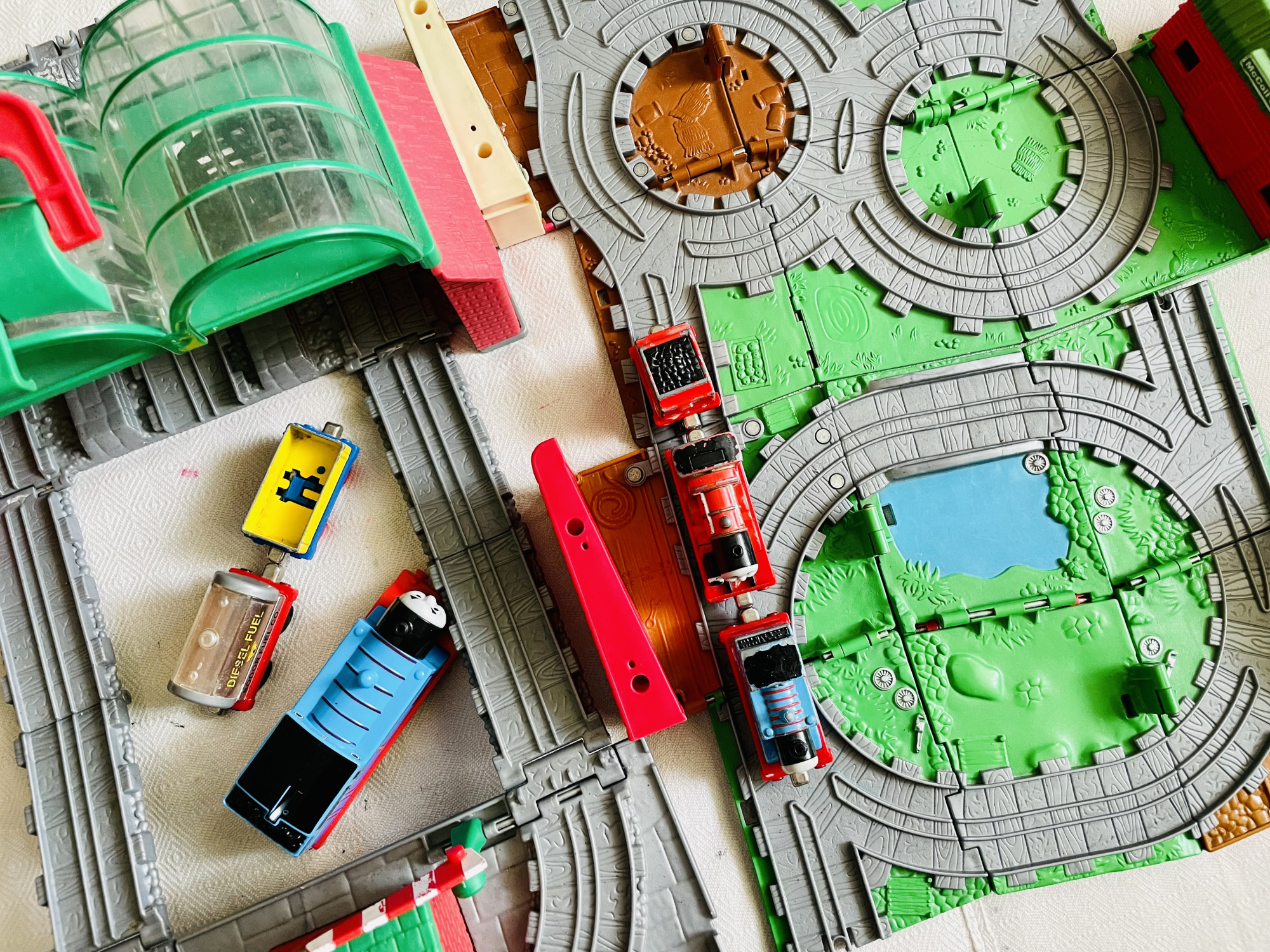 凝妈悟语|给3岁孩子启蒙英语，我使用“场景立体化学习法”，孩子乐在其中