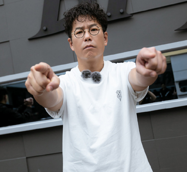 陈小春|“大湾区”新综艺来袭，陈小春5人组加盟，芒果台掌握财富密码