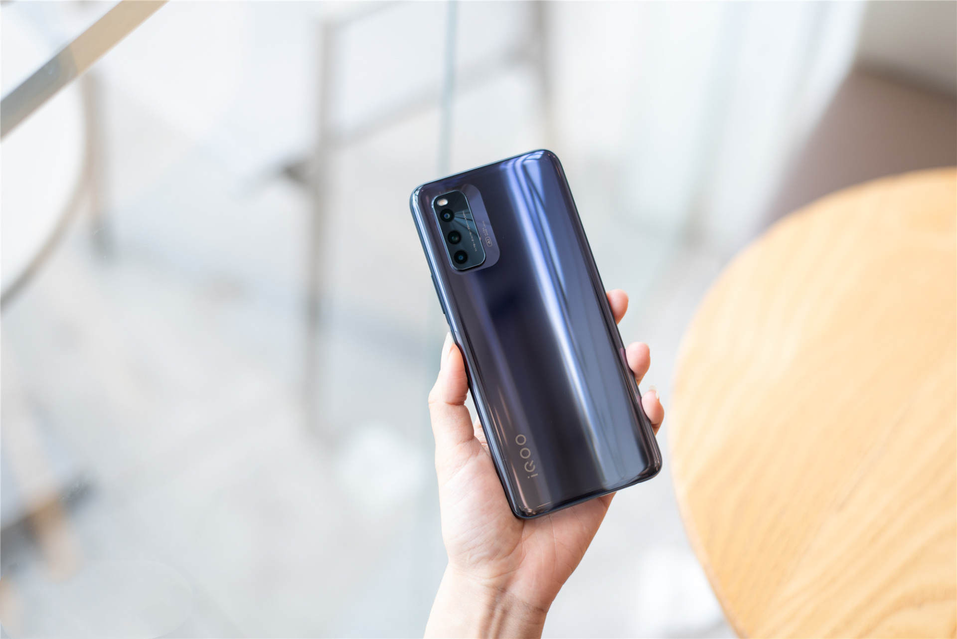 iqoo neo|骁龙870+144Hz+74万跑分的性价比旗舰，如今跌至1899元