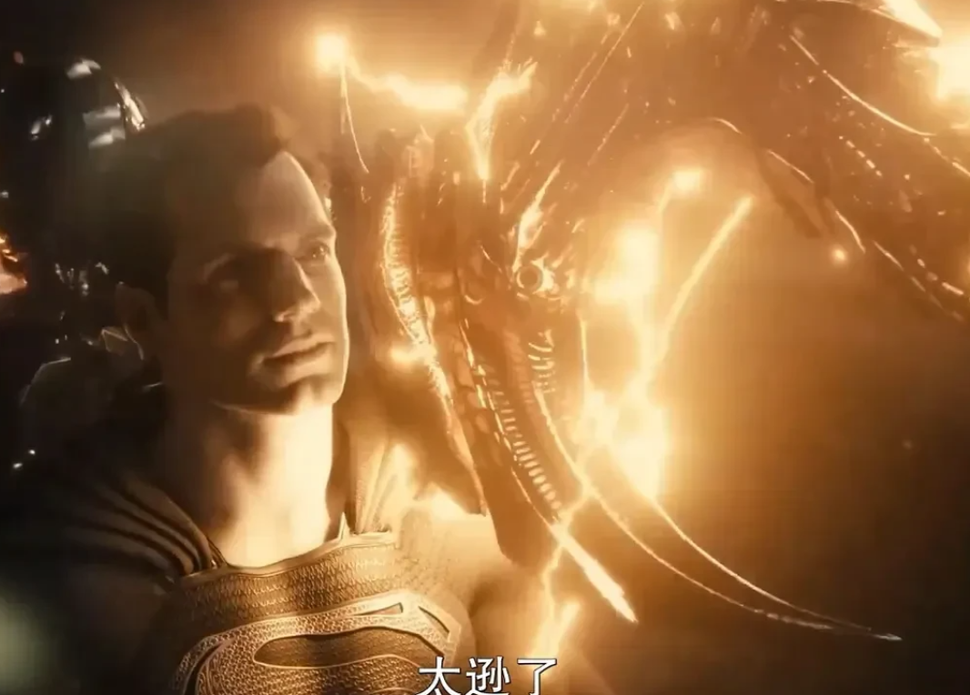 正义联盟|4年时间，18万人请愿，7000万美元补拍，扎版《正义联盟》口碑翻身