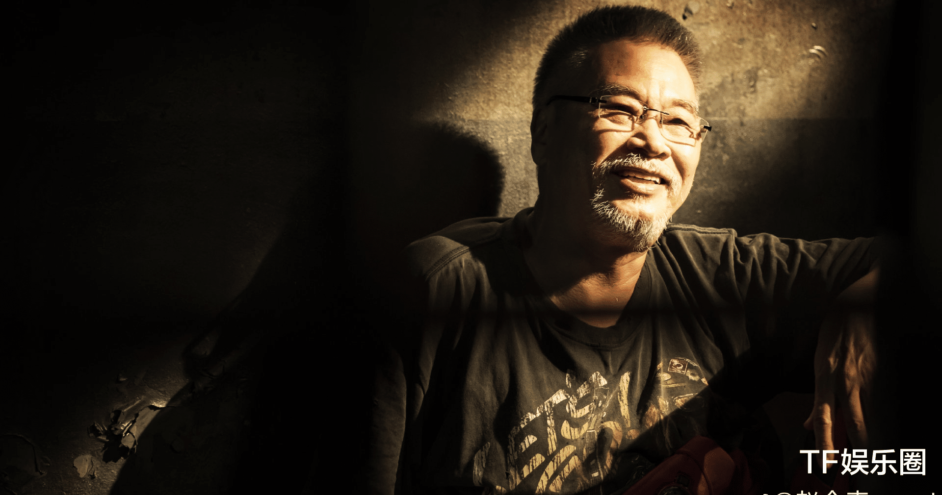 吴孟达|赵今麦悼念吴孟达：朵朵真没有爷爷了，《流浪地球》配图让人泪目