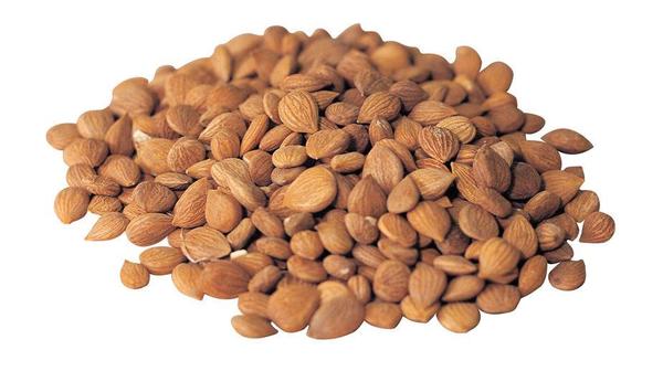 甲状腺疾病|甲状腺不好,3种食物尽量少碰,别给甲状腺“添麻烦”