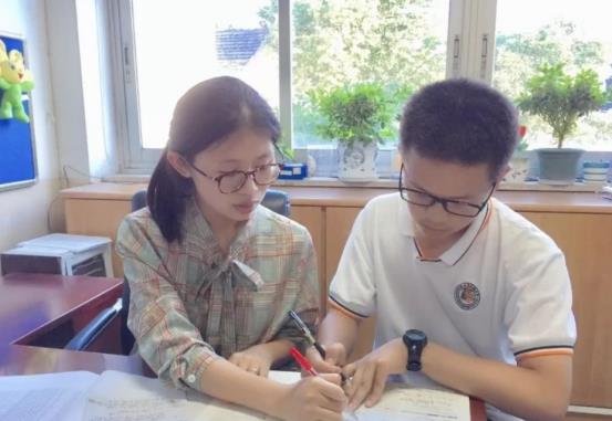 一更育儿|初中生“抄作业”时常说的3句话,讲过其中两句,成绩不会太好