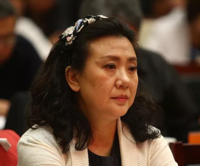 京剧|曾经的梨园伉俪袁慧琴、靳学斌，很多人只知袁院长，恐忘了靳学斌