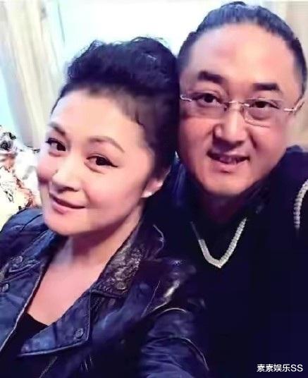 于月仙车祸事件反转:司机不是某企业的员工,真实身份有所隐藏