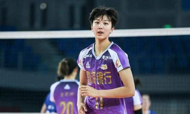 陳博雅|女排3大新銳主攻同病相憐，劉哲寧唐欣被雪藏，陳博雅已離開賽區(qū)