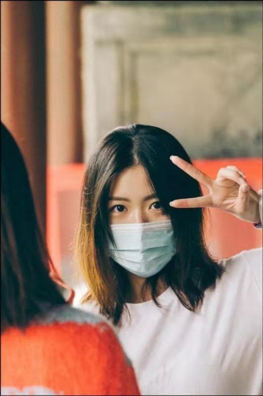 时尚风行派|奥运迎来闭幕式！双金得主杨倩穿国货领奖服，造型比穿高奢都气派