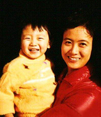 柏寒|著名演员韩青：母亲柏寒病逝9年，他的内心依然有钝痛