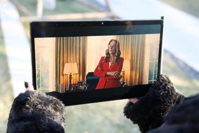 华硕|华硕无畏二合一OLED触屏笔记本首发体验：你想要的移动杜比影院来了