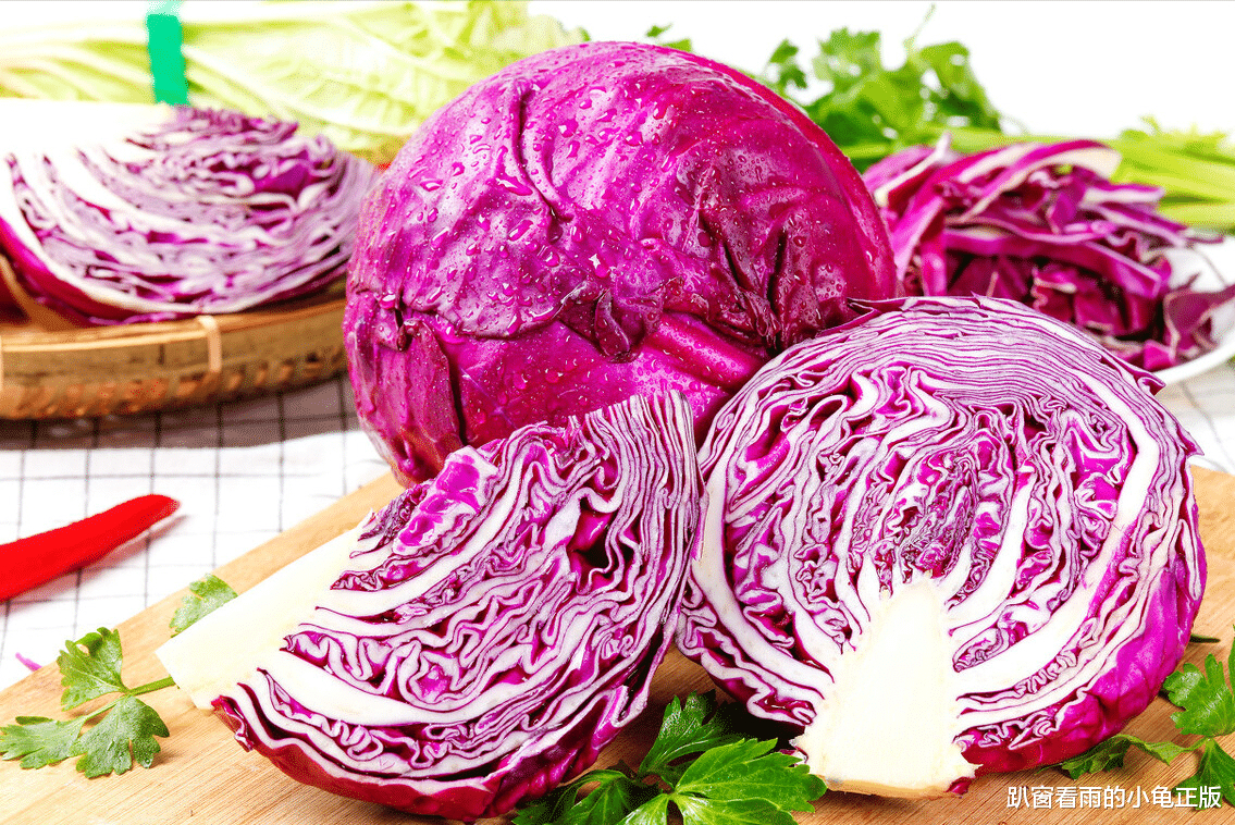 紫甘蓝|它是“花青素之王”，特别适合夏天吃，简单一做，爽口低脂又减肥
