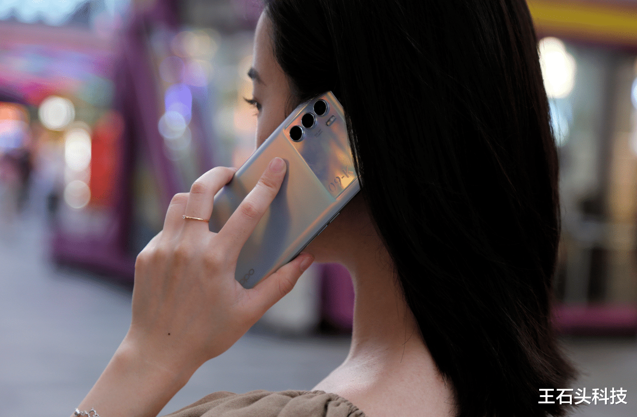 一加科技|OPPO旗下“新爆款”誕生，首銷5分鐘破億元，但并非OPPO手機！