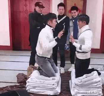 搞笑神回复|神回复：带儿子去理个发他说要刻一个耐克，我给他搞一个尔克他还不高兴？