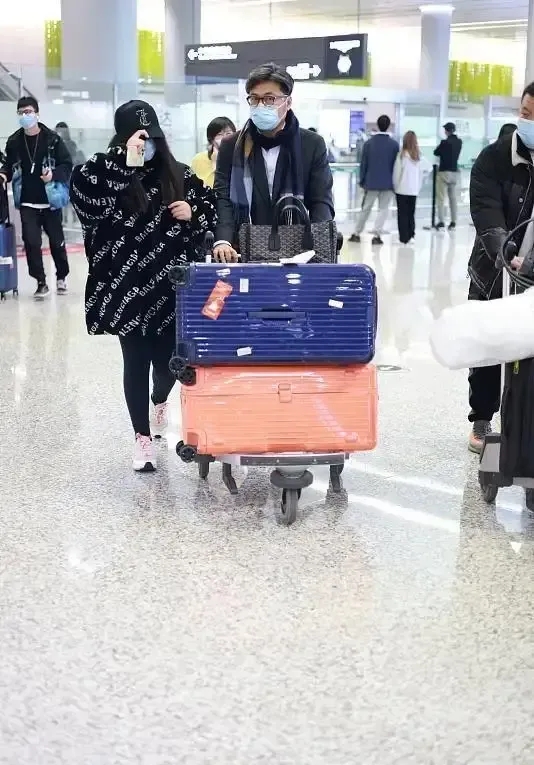 古力娜扎|12岁王诗龄现身比王岳伦还胖，请李湘注重孩子健康管理而不是一味给钱