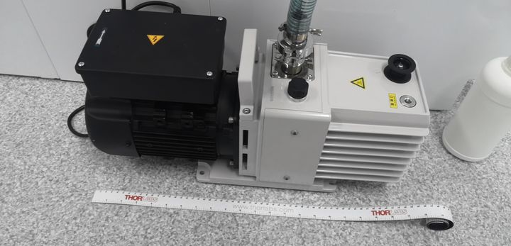 实验室真空冷冻干燥机的使用小知识
