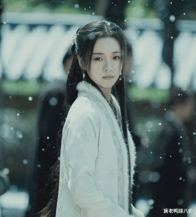 花木兰|新剧开播直冲热度榜首,颜值和演技却遭质疑,网友:全剧最丑