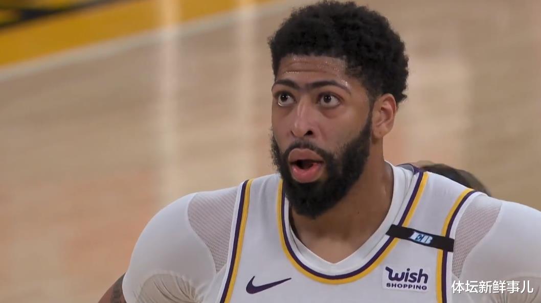 湖人隊|湖人123-110太陽！濃眉送了詹姆斯7字，聽聽王仕鵬 沃格爾 王猛怎么說