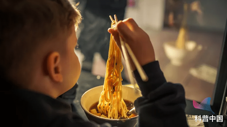 肾结石|为啥明明不饿，却总忍不住想吃东西？答案没你想的那么简单