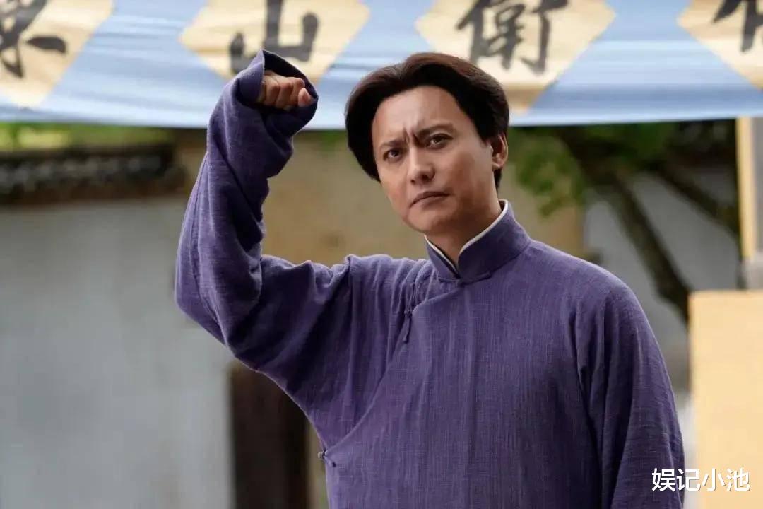 觉醒年代|《觉醒年代》背后：投资亏本，张桐想辞演，主演们把命都交给导演