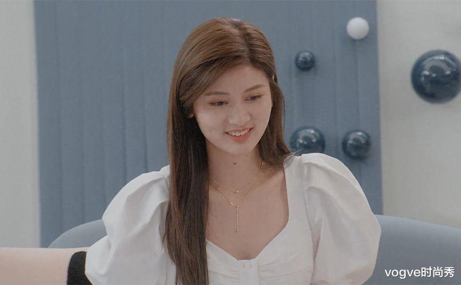 vogve时尚秀|心动的信号4：四位女嘉宾同框，女4身材高挑，女3五官精致